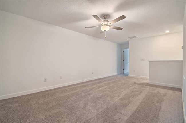 Building Photo - 8221 Cor Pne Wy