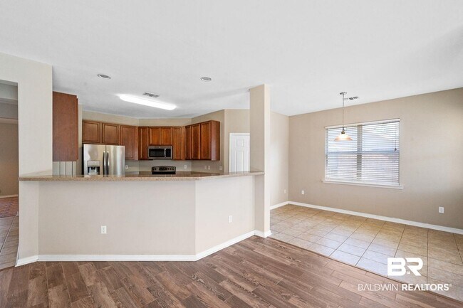 Building Photo - 3216 Bellingrath Dr