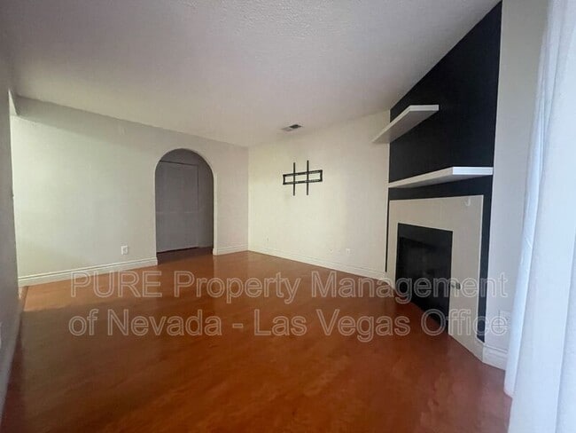 Building Photo - 2200 S Fort Apache Rd