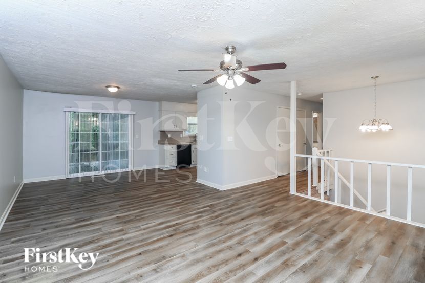 Building Photo - 2845 Tray Ct