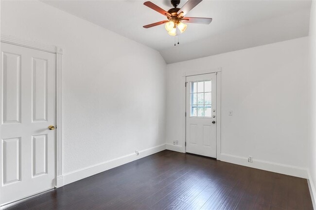 Building Photo - 2308 Kimra Ln