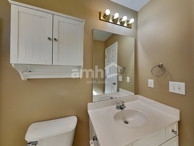 Building Photo - 112 Settlers Way