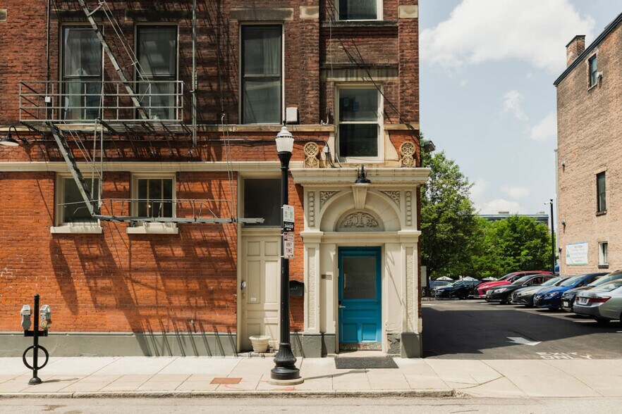 Building Photo - 1201 Jackson St