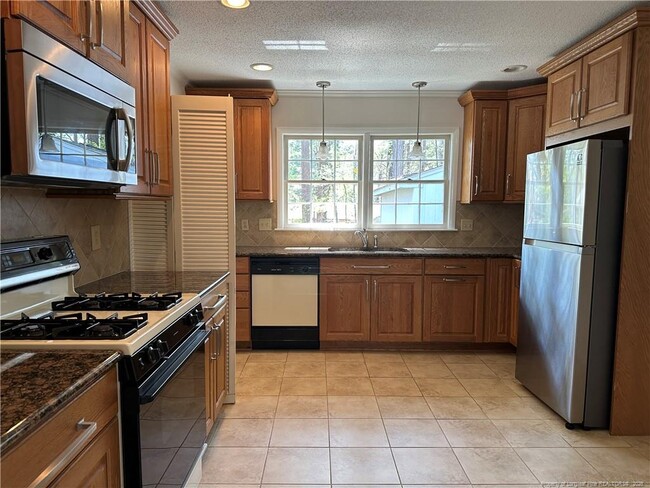 Building Photo - 6309 Easthampton Ct