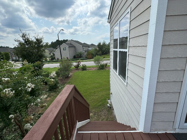 Building Photo - 925 Lemster Lane