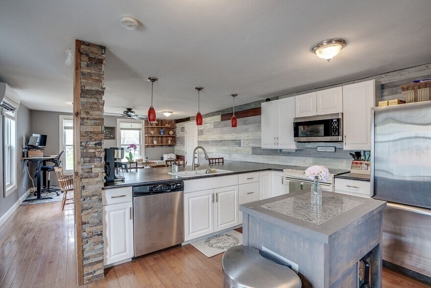 Kitchen and Dining Room - 4 Pleasant St