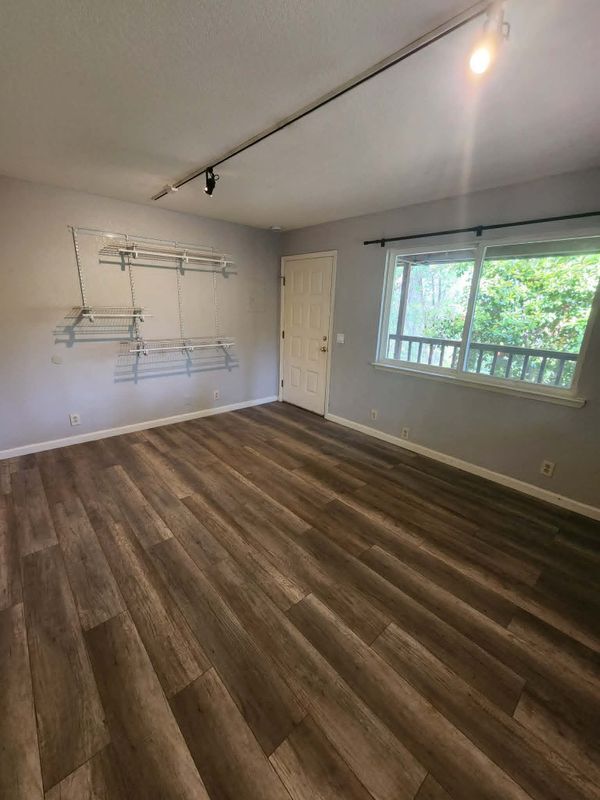 Building Photo - 12896 Rices Crossing Rd