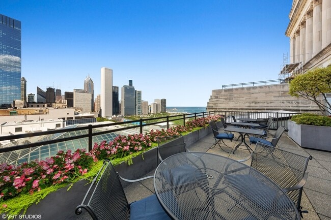 Building Photo - 310 S Michigan Ave