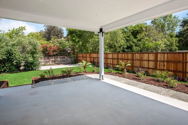 Building Photo - Exquisite Custom ADU in Santa Barbara – Pr...