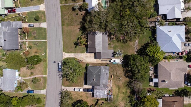 Building Photo - 31 Menendez Rd