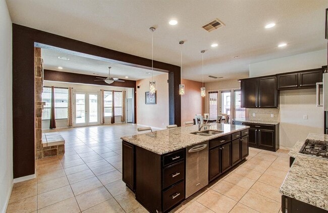 Building Photo - 25314 Celtic Terrace Dr