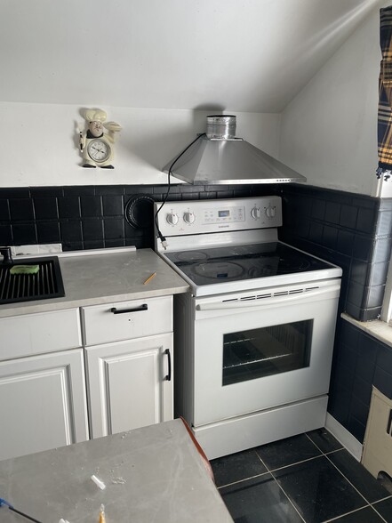 Building Photo - 1192 Overlook Ave