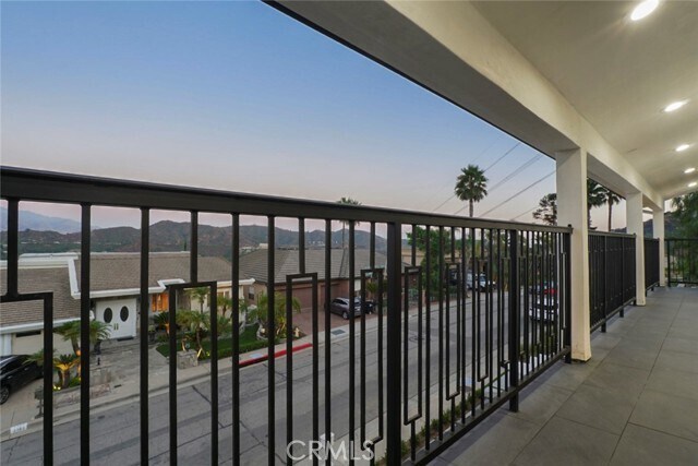 Building Photo - 3381 Oakmont View Dr