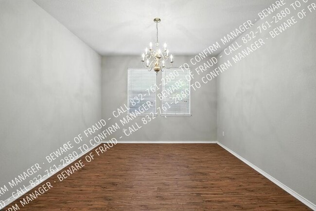 Building Photo - 9141 Saratoga Rd