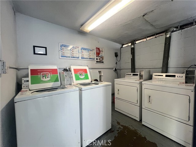 Building Photo - 12926 Doty Ave