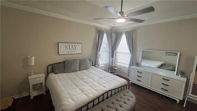 Building Photo - 2584 N Shadow Crest Dr