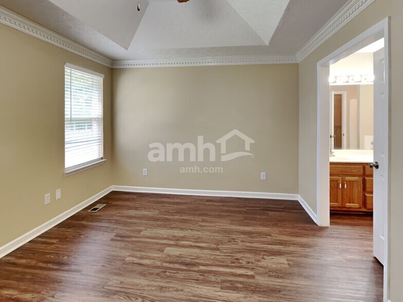 Building Photo - 1617 E Blairmont Dr