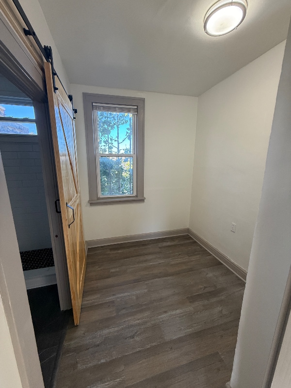 Building Photo - 1342 W 69th St