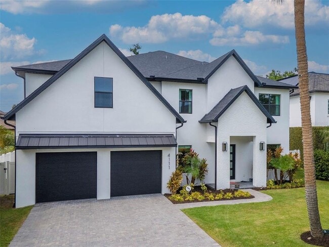 Primary Photo - 4111 W Swann Ave