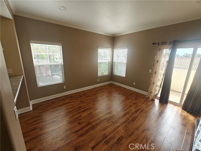 Building Photo - 1095 S San Marino Way