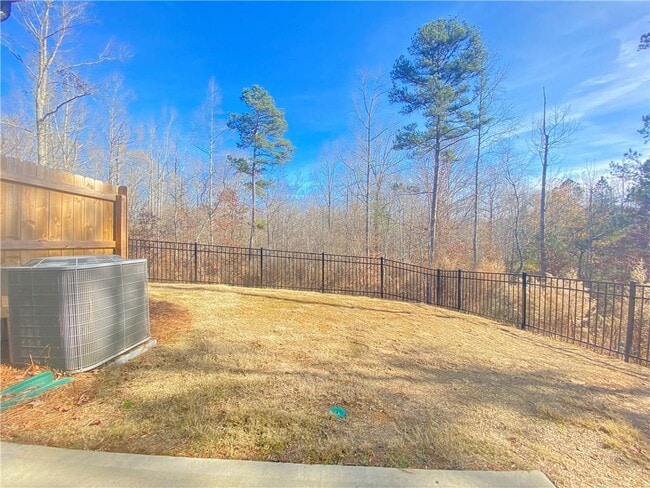 Building Photo - 151 Cedar Ln