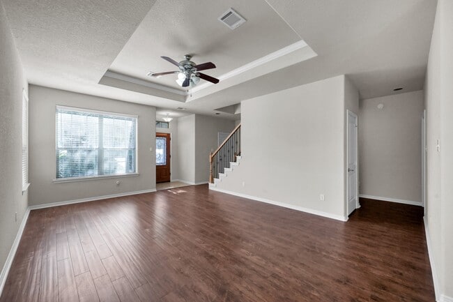 Building Photo - 130 April Cove