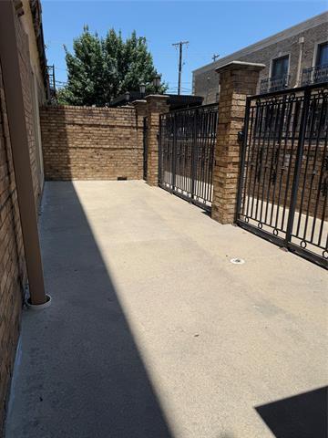 Building Photo - 6505 Bandera Ave