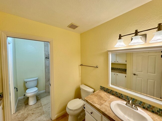 Building Photo - Great 2B/1.5BA Condo in Carlsbad!