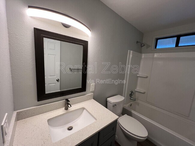 Building Photo - 141 Agua Caliente Rd W