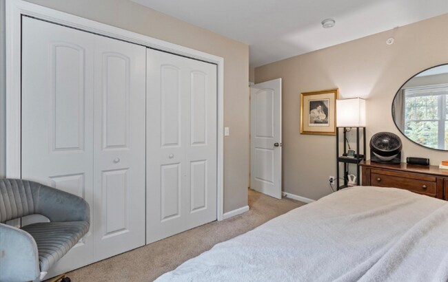 Building Photo - 38 Perham St