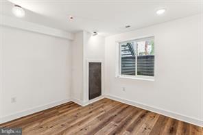 Building Photo - 1010 W Arizona St