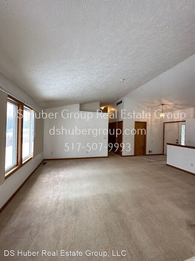 Building Photo - 4 br, 2 bath House - 13505 Webster Rd