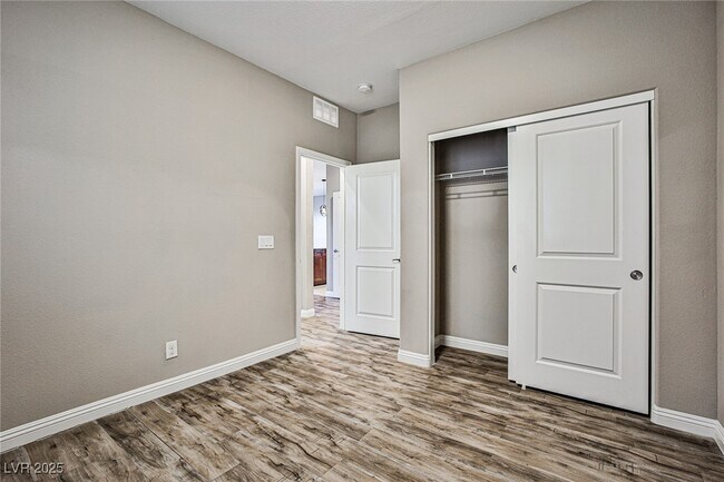 Building Photo - 7716 Plumbush Ct