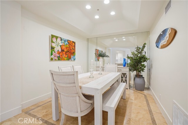 Building Photo - 4167 Warner Ave