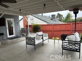 Building Photo - 3333 Balzac St