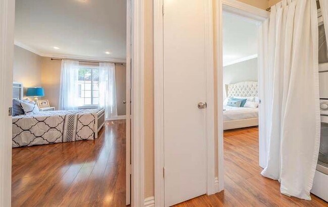 Building Photo - 665 Dartmore Ln