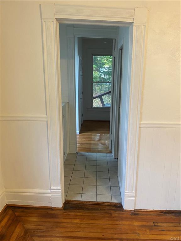 Building Photo - 412 Douglas St