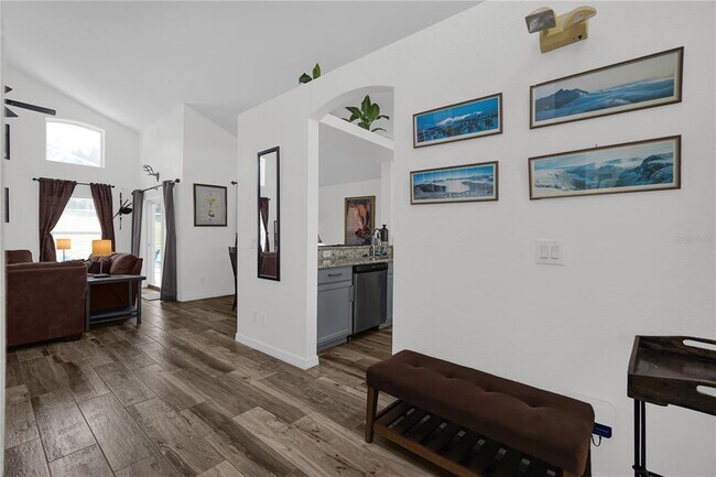 Building Photo - 204 Gleneagles Dr