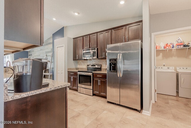 Building Photo - 13328 Smithwick Ln