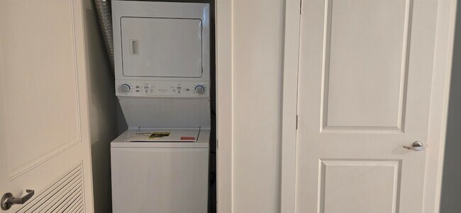 Building Photo - 61 Virginia Ave