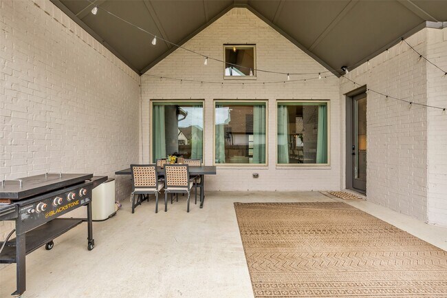 Building Photo - 17415 Violet Vineyard St