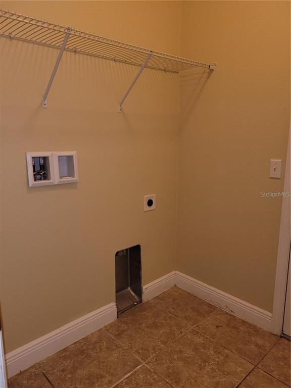 Building Photo - 4094 Berkshire Loop