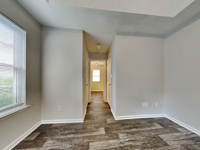 Building Photo - 3724 Capps Hill Dr