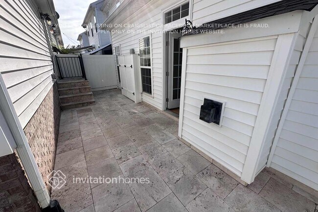 Building Photo - 20276 Amy Lee Dr