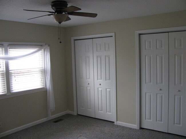 Building Photo - Great Location with 4 Bedrooms Rental Home