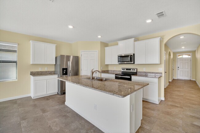 Building Photo - 6580 Canterbridge Dr