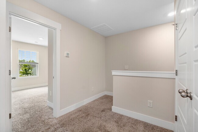 Building Photo - 663 Millwright Wy