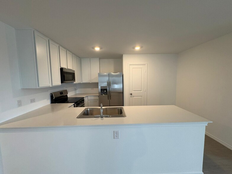 Building Photo - 1907 Bear Grass Rdg Rd