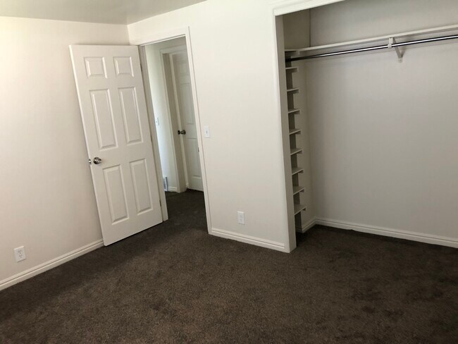 Building Photo - 4323 S 4710 W