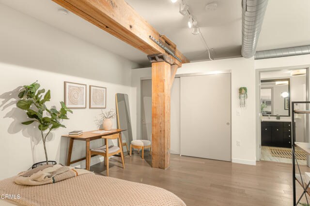 Building Photo - 527 Molino St
